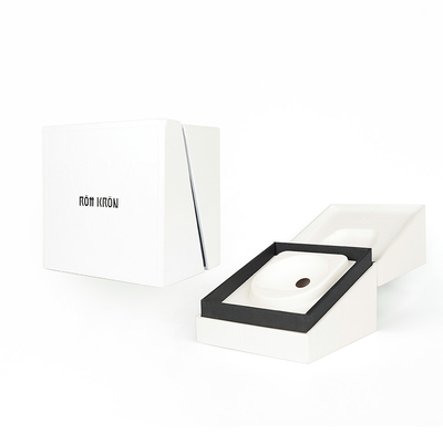 Custom Logo White Cardboard Jewelry Box Paper Packaging Untuk Kalung Gelang