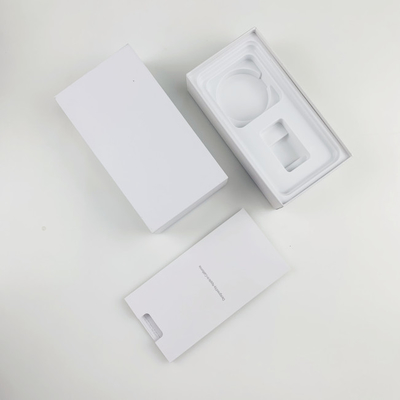 Customized Logo Lid dan Base White Box Packaging untuk iPhone Series Smartphone