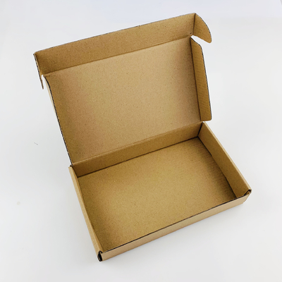 Custom E-Commerce Premium Brand Packing Craft Paper Mailer Packaging Box Untuk Pakaian Pakaian