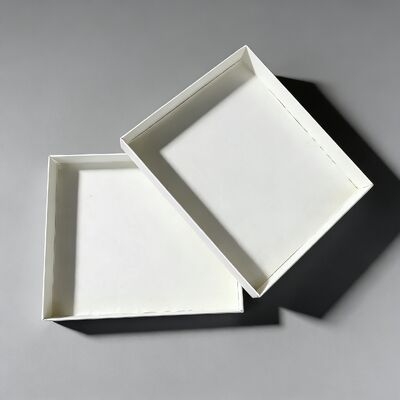 Kotak Kemasan Kardus Laminasi Matt yang Dapat Dikustomisasi untuk Kemasan Hadiah Earphone